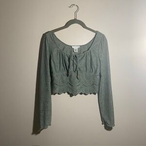 Kirious  Sage Green Eyelet Crop Top – Boho Romantic Tie-Front Long Sleeve EUC